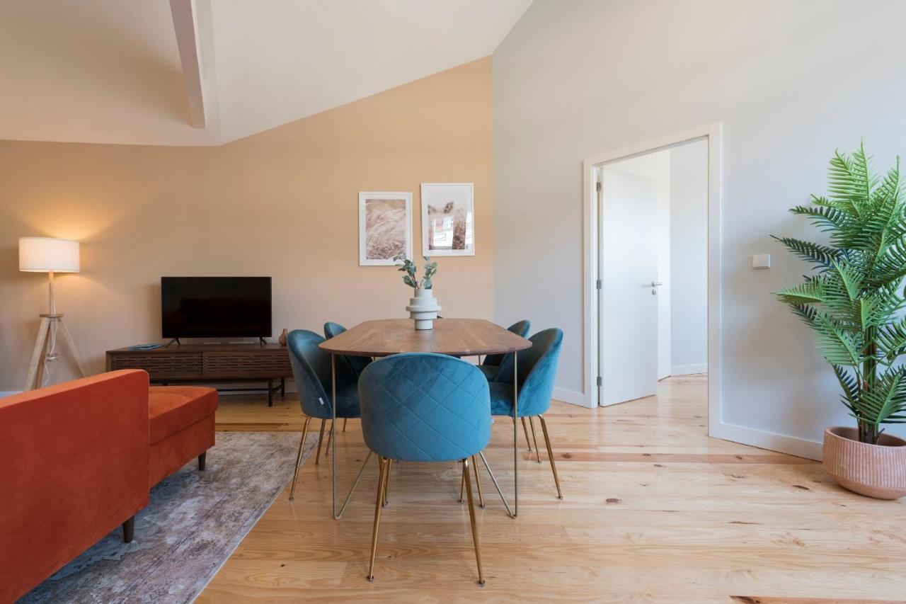Central Superb Flat W/ Ac & Balcony By Lovelystay Porto Exterior photo